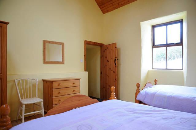 Griffins Holiday Cottage Дингъл Екстериор снимка
